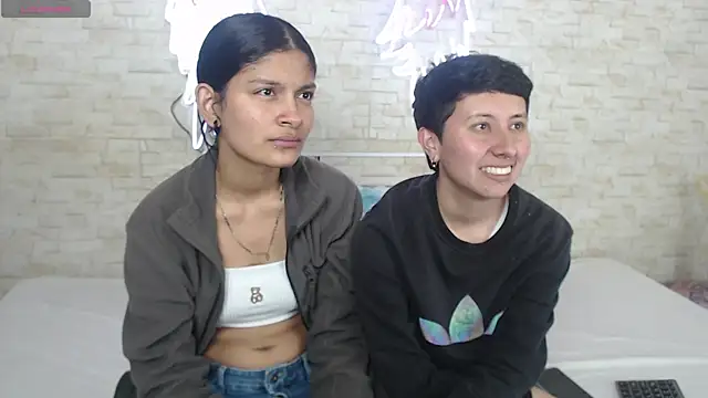 Gaby and Mei online show from November 11, 2025, 3:12 am