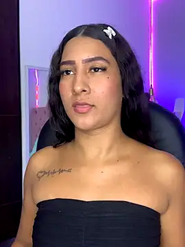 Snapshot of ScarletDesire_ chatting on October 17, 2025, 7:48 pm ScarletDesire online show from October 17, 2025, 7:48 pm