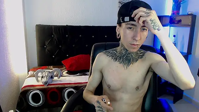 Snapshot of Kuregari_xs chatting on October 20, 2025, 5:53 am Kuregari xs online show from October 20, 2025, 5:53 am