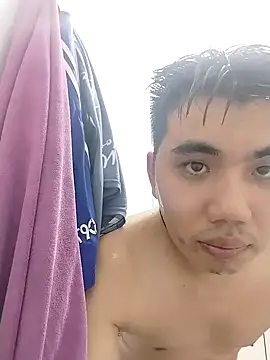 henry9933 online show from October 31, 2025, 11:51 am