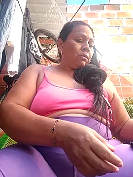 Snapshot of Dirty_Candy chatting on October 24, 2025, 1:32 pm Dirty Candy online show from October 24, 2025, 1:32 pm