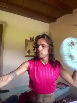 monroedelrey online show from October 1, 2025, 5:50 pm