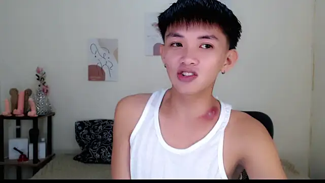 Snapshot of Wild_Prince69 chatting on November 15, 2025, 7:01 am Wild Prince69 online show from November 15, 2025, 7:01 am