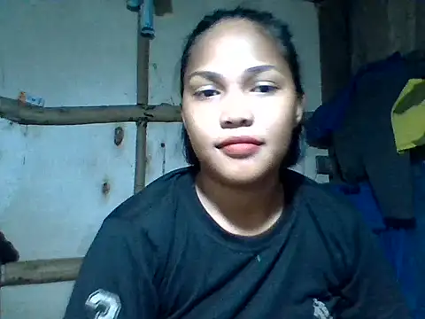 sweetlexypinay19 online show from April 15, 2026, 1:15 pm