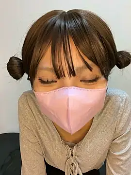 Snapshot of Riria_xx chatting on February 25, 2026, 3:40 am Riria xx online show from February 25, 2026, 3:40 am