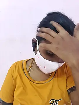 Tamil Monika online show from December 17, 2025, 7:13 am