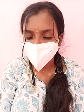 Tamil Monika online show from October 3, 2025, 7:32 am