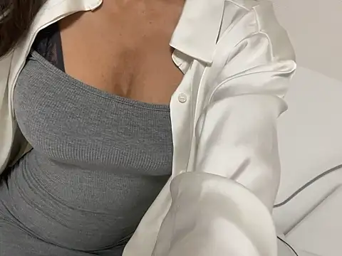 Toriyufu online show from December 4, 2025, 5:12 pm