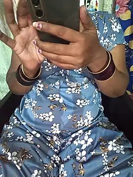 Snapshot of Tamilselviroja- chatting on June 24, 2026, 3:10 pm Tamilselviroja- online show from June 24, 2026, 3:10 pm