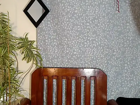 amandareddragon online show from November 24, 2025, 1:00 pm