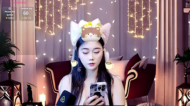 wanwan6377 online show from October 1, 2025, 4:11 pm