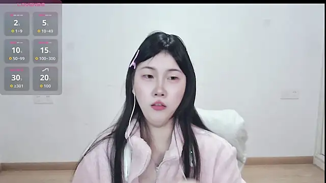 wanwan6377 online show from October 19, 2025, 12:30 pm