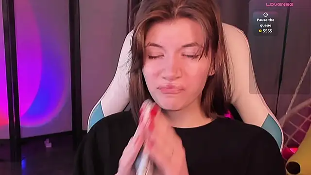 Snapshot of CathyAdams chatting on October 8, 2025, 6:26 am CathyAdams online show from October 8, 2025, 6:26 am