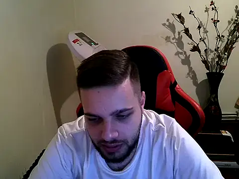 KingAdonisss online show from October 4, 2025, 4:41 pm