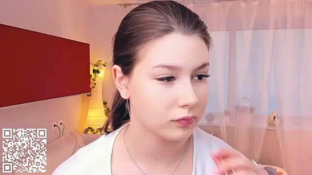 Snapshot of MondoNeko chatting on October 24, 2025, 7:07 am MondoNeko online show from October 24, 2025, 7:07 am