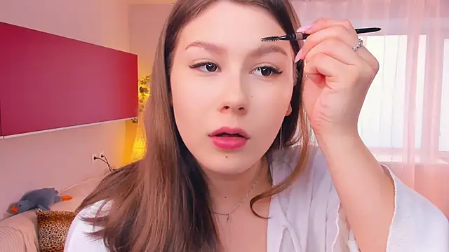 Snapshot of MondoNeko chatting on November 2, 2025, 7:13 am MondoNeko online show from November 2, 2025, 7:13 am