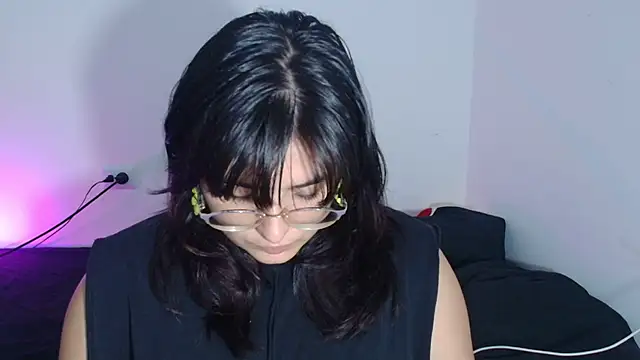 Snapshot of Jess_Beauty18 chatting on October 21, 2025, 2:05 pm Jess Beauty18 online show from October 21, 2025, 2:05 pm