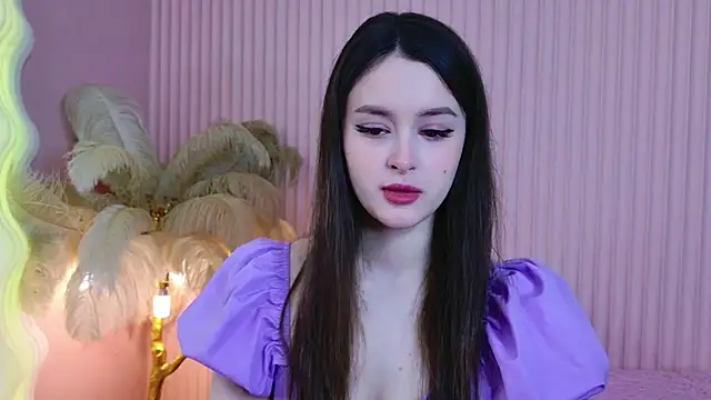 EvaSwen online show from April 3, 2026, 10:54 am