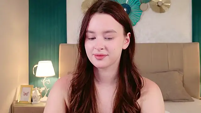 Snapshot of EvaSwen chatting on July 19, 2026, 9:33 pm EvaSwen online show from July 19, 2026, 9:33 pm