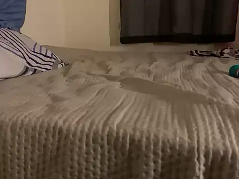 Snapshot of Imola29 chatting on October 4, 2025, 11:39 pm Imola29 online show from October 4, 2025, 11:39 pm