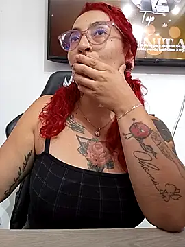 rojita-rojita online show from October 10, 2025, 9:15 pm