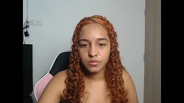 SelenaMoon 12 online show from October 2, 2025, 4:05 am