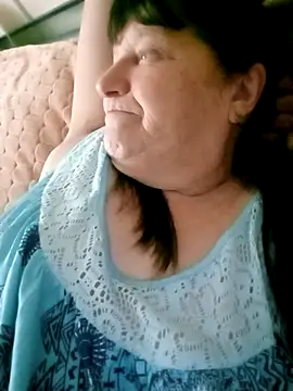 Snapshot of Apeesynka55211 chatting on November 10, 2025, 9:36 am Apeesynka55211 online show from November 10, 2025, 9:36 am