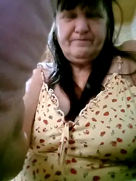 Snapshot of Apeesynka55211 chatting on November 14, 2025, 7:23 am Apeesynka55211 online show from November 14, 2025, 7:23 am