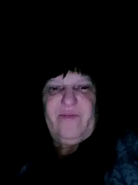 Snapshot of Apeesynka55211 chatting on October 27, 2025, 8:32 pm Apeesynka55211 online show from October 27, 2025, 8:32 pm