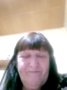 Snapshot of Apeesynka55211 chatting on October 17, 2025, 5:37 pm Apeesynka55211 online show from October 17, 2025, 5:37 pm