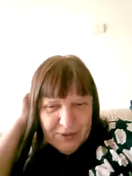 Snapshot of Apeesynka55211 chatting on October 12, 2025, 6:37 am Apeesynka55211 online show from October 12, 2025, 6:37 am