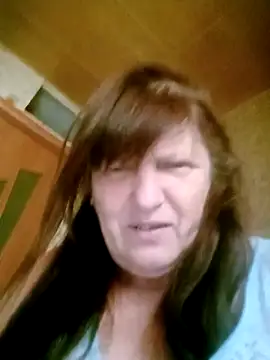 Snapshot of Apeesynka55211 chatting on October 5, 2025, 7:21 am Apeesynka55211 online show from October 5, 2025, 7:21 am