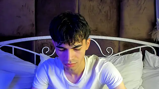 Snapshot of JaremyHarris chatting on October 17, 2025, 11:23 am JaremyHarris online show from October 17, 2025, 11:23 am