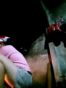 mntzz88 online show from October 19, 2025, 11:07 pm