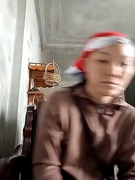 mntzz88 online show from October 24, 2025, 4:11 am