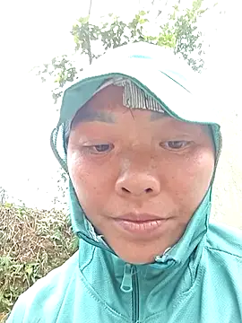 mntzz88 online show from October 27, 2025, 3:40 am