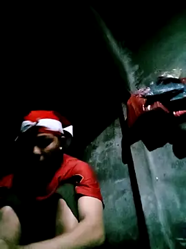 mntzz88 online show from October 17, 2025, 10:50 am