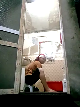 mntzz88 online show from October 21, 2025, 3:28 am