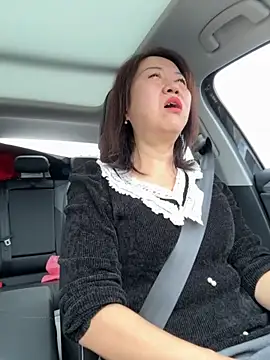 siru-love online show from October 17, 2025, 4:05 am