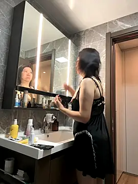 siru-love online show from October 25, 2025, 9:26 pm