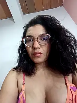 Naughty anyeli online show from October 3, 2025, 9:22 am