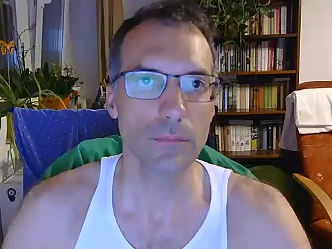 shsfdfl52 online show from October 1, 2025, 5:39 pm