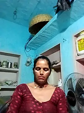 Snapshot of Mohni_cute chatting on October 2, 2025, 10:57 pm Mohni cute online show from October 2, 2025, 10:57 pm