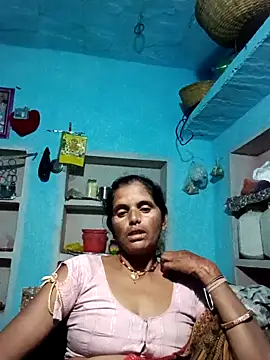 Snapshot of Mohni_cute chatting on October 11, 2025, 3:13 pm Mohni cute online show from October 11, 2025, 3:13 pm