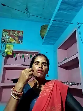 Snapshot of Mohni_cute chatting on October 20, 2025, 3:01 pm Mohni cute online show from October 20, 2025, 3:01 pm