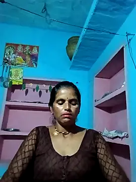 Snapshot of Mohni_cute chatting on October 24, 2025, 12:09 am Mohni cute online show from October 24, 2025, 12:09 am