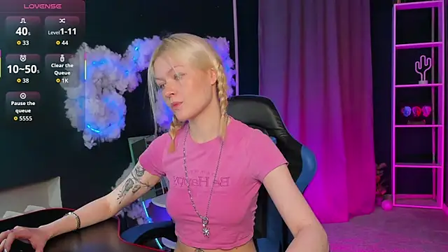 Callista a online show from December 21, 2025, 2:46 am