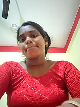 Katrina kaif143 online show from October 5, 2025, 3:25 pm