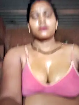 Katrina kaif143 online show from April 4, 2026, 6:09 am