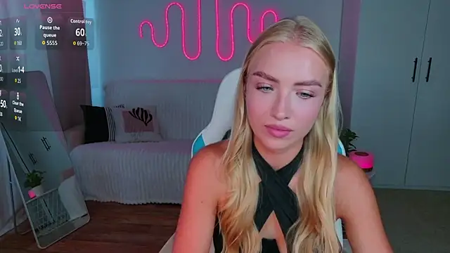 TessaGrays online show from July 22, 2026, 9:55 am